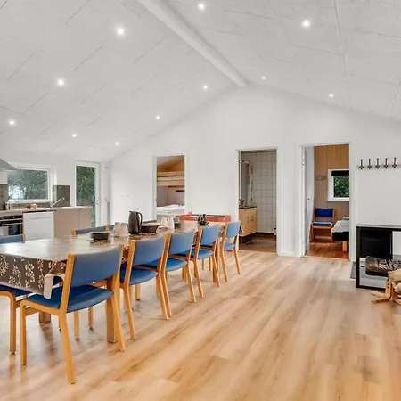Nahuel - 300m To The Fjord By Interhome *